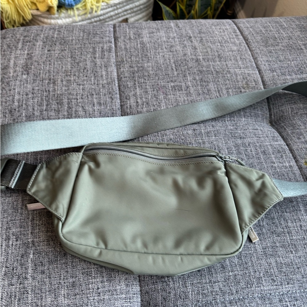 Lululemon Green Belt Bag